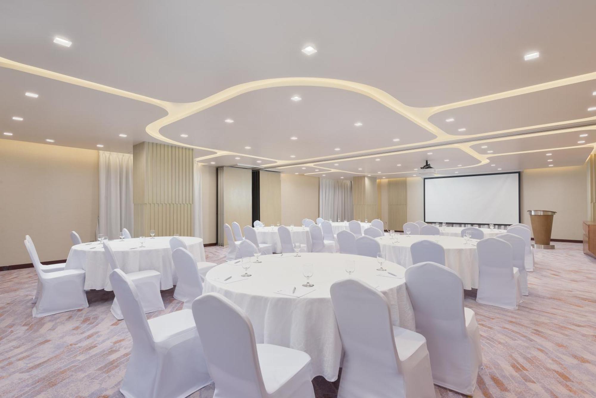 Intercityhotel Bawshar Maskat Exterior foto